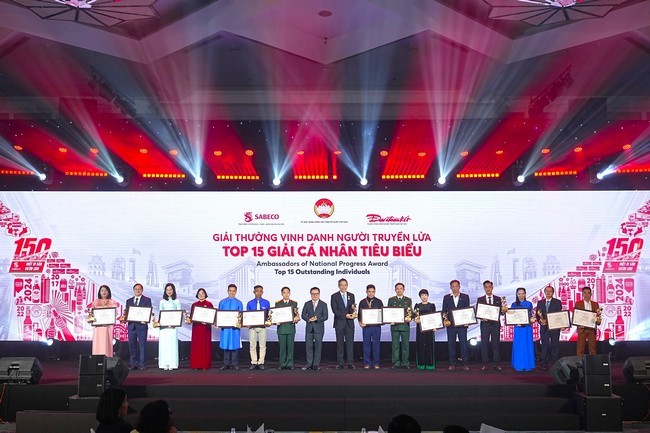 SABECO công bố top 15 gương mặt truyền lửa, chính thức khép lại chiến dịch “150 năm di sản vươn cao”