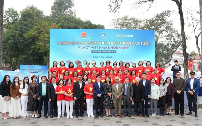 Abbott đồng hành chăm sóc sức khỏe người cao tuổi vì một Việt Nam khỏe mạnh