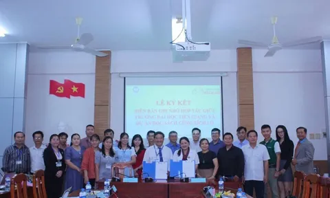 Trường Đại học Tiền Giang chính thức ký kết hợp tác chiến lược với Dự án “Đọc sách cùng Xích Lô"