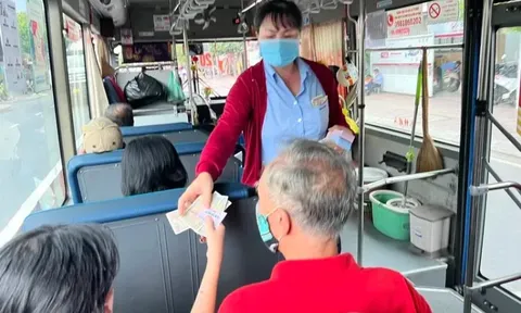 TP Hồ Chí Minh: Người dân được đi xe bus miễn phí trong ngày 30/4