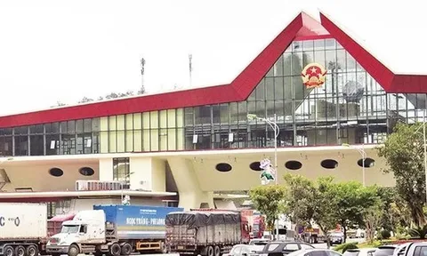 Tăng đột biến xe chở hàng thông quan biên giới Lạng Sơn