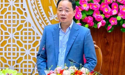 Lâm Đồng: Sẽ xem xét đình chỉ chức vụ chủ tịch huyện nếu chậm triển khai dự án cao tốc
