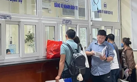 Đề xuất phân quyền định giá dịch vụ khám chữa bệnh
