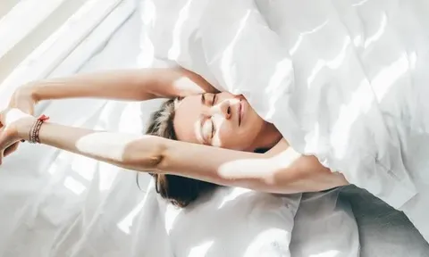Vì sao một số người chỉ ngủ 4 giờ mỗi ngày mà vẫn khỏe mạnh?