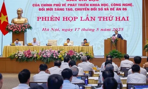Thủ tướng chủ trì phiên họp Ban Chỉ đạo của Chính phủ về phát triển KHCN, đổi mới sáng tạo, chuyển đổi số và Đề án 06