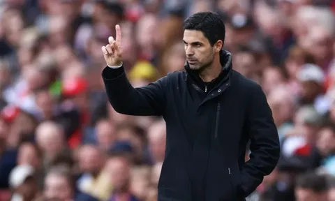 HLV Mikel Arteta đối mặt nguy cơ bị Arsenal sa thải