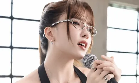 Thiều Bảo Trâm nhận "gạch đá" với màn comeback "Không lời"