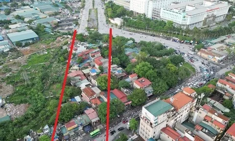 Nút giao 'dị dạng' vì mặt bằng chưa giải phóng xong