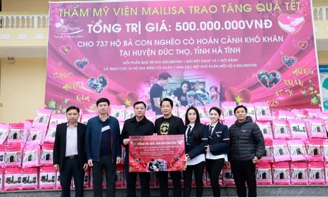Doanh nhân Hoàng Kim Khánh Mailisa trao 500.000.000 đồng quà tết cho 737 hộ gia đình có hoàn cảnh khó khăn tại huyện Đức Thọ, tỉnh Hà Tĩnh