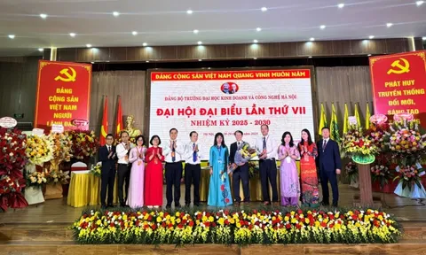 Đại học Kinh doanh và công nghệ: Phát huy truyền thống đổi mới, sáng tạo, xây dựng đảng bộ trong sạch vững mạnh