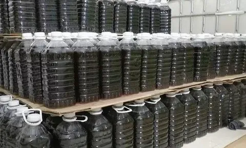 Bất ngờ lời khai của nguời đàn ông về "quy trình” làm nước mắm và nước giặt giả