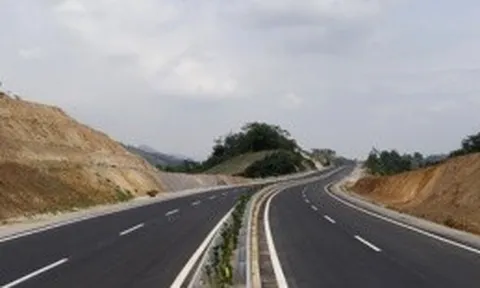 Giao VEC là cơ quan chủ quản thực hiện đầu tư mở rộng cao tốc đoạn Yên Bái - Lào Cai