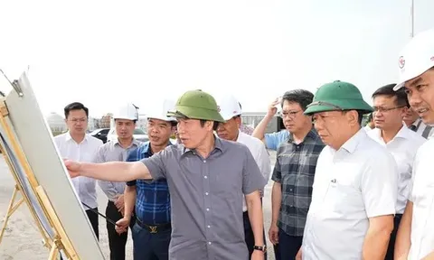 Cắm mốc hướng tuyến đường sắt Lào Cai - Hà Nội - Hải Phòng