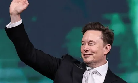 Bỏ lại xe điện, Elon Musk bán giấc mơ robot cho cả thế giới: Sẽ nâng giá trị Tesla lên tới 10.000 tỷ USD, hàng nghìn xe không vô lăng, không bàn đạp sắp lăn bánh