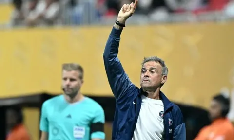 HLV PSG nói gì trước trận bán kết kịch tính với Real Madrid?