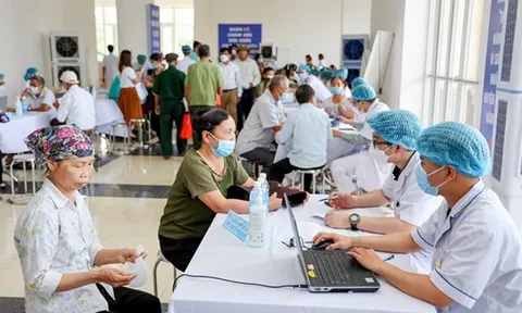 Chỉ vài tháng nữa, hơn 100 triệu dân Việt Nam sẽ chứng kiến một sự thay đổi lớn chưa từng có trong ngành y tế