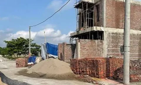 Giá vật liệu xây dựng tăng cao ngất, người dân, doanh nghiệp lo 'méo mặt'