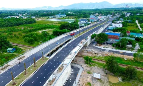 Cận cảnh tuyến đường hơn 750 tỷ đồng thi công ì ạch 13 năm