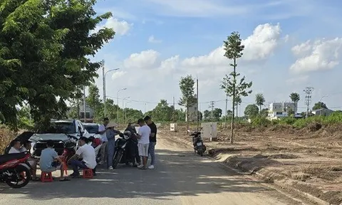 Tận dụng thời điểm "đỉnh sóng" đất nền ăn theo tin sáp nhập, có chủ đầu tư ra hàng, điều chỉnh giá bán tăng 10% trong 1 đêm