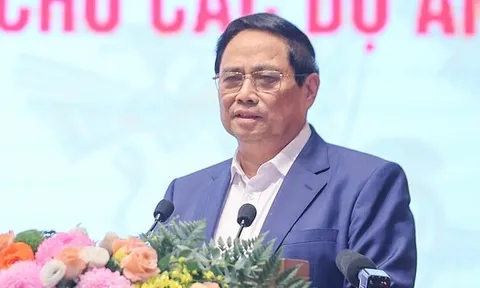 Thủ tướng: Tháo gỡ vướng mắc cho gần 3.000 dự án tồn đọng với tinh thần '6 rõ'