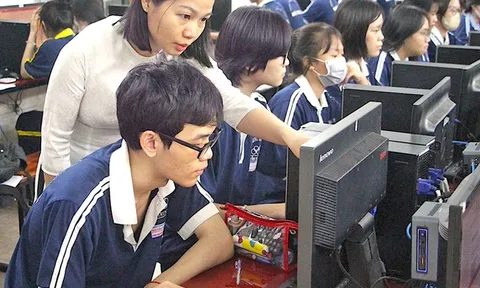 Tin học trở thành môn bắt buộc trong chương trình dự bị đại học