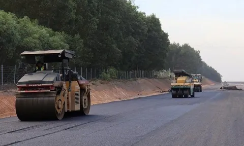 Sản lượng thi công đạt hơn 66.500 tỷ đồng trong 6 tháng, Việt Nam sẽ có 2.476 km đường bộ cao tốc vào dịp 19/8