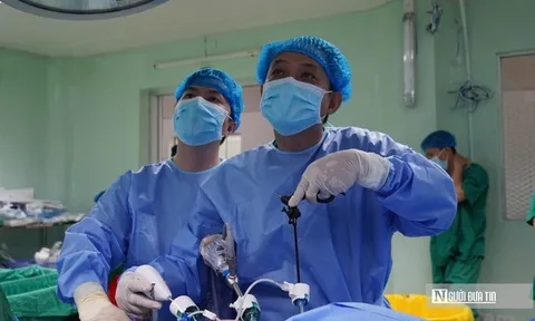 Mẹ hiến thận cứu con, cô giáo hồi sinh sau gần 6 năm chống chọi bệnh tật