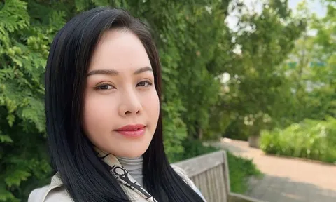Mẹ đơn thân giàu có nhất nhì showbiz, bình yên viên mãn bên con gái nhỏ trong biệt thự bề thế