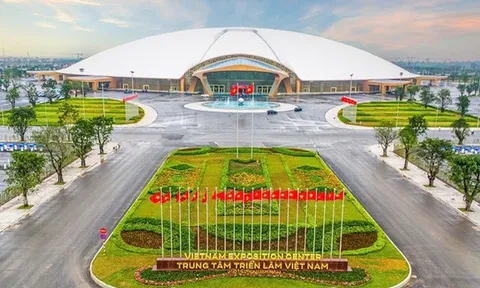 Trải nghiệm 80 năm đổi thay của đất nước trong hành trình đặc biệt