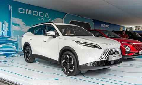 Chi tiết Omoda C7 tại Việt Nam: Đấu trực tiếp CR-V hybrid, giá dự kiến từ 839 triệu đồng